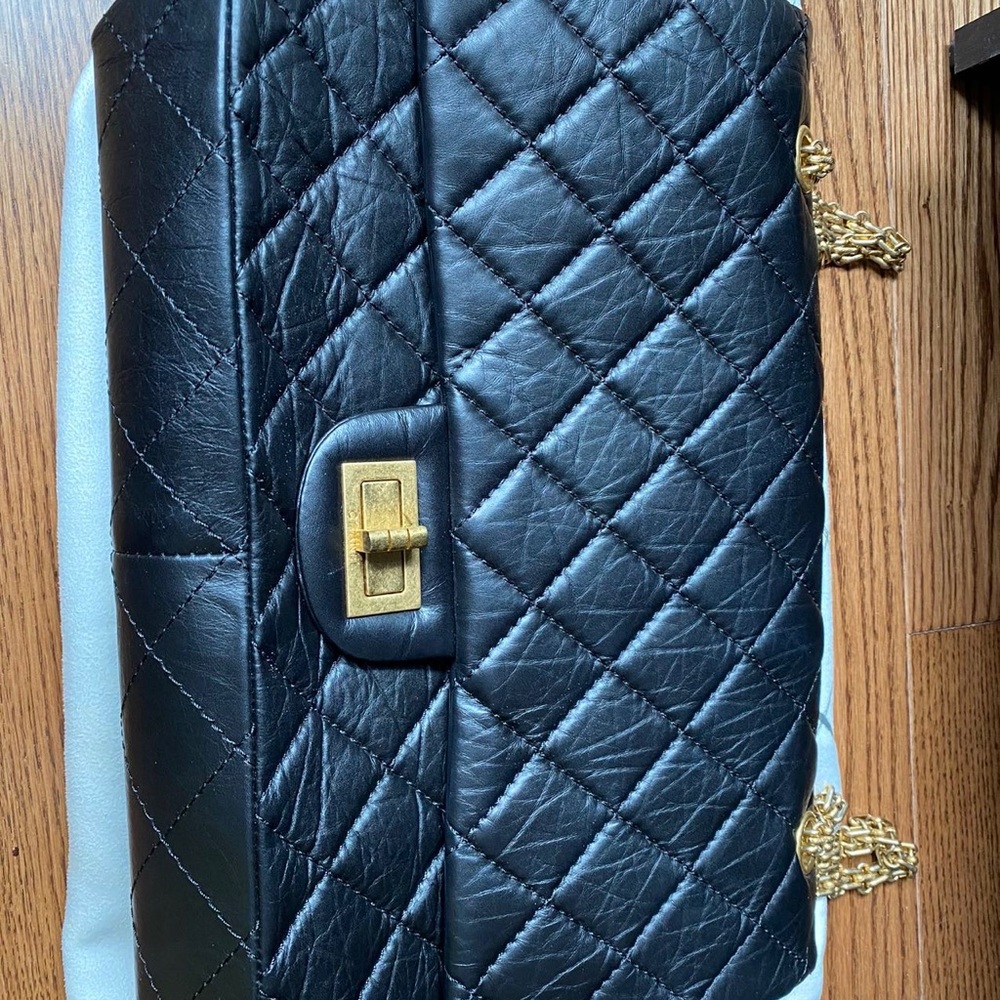 Brand new Chanel 2.55 maxi reissued hand bag